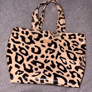 Consuela Grab-N-Go Mini